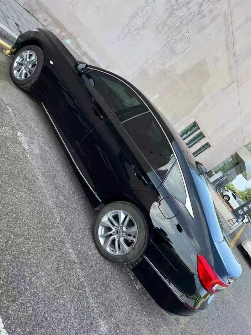 营口21年本田雅阁8