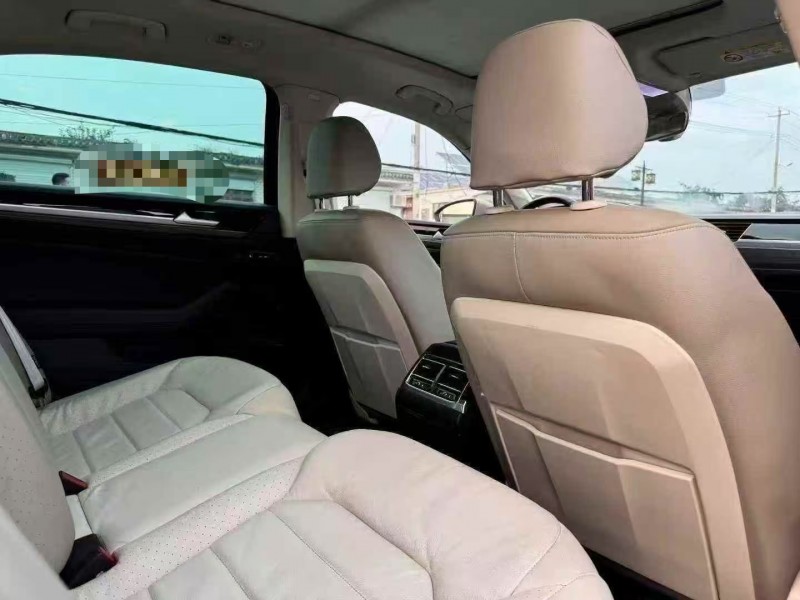 聊城23年大众辉昂4