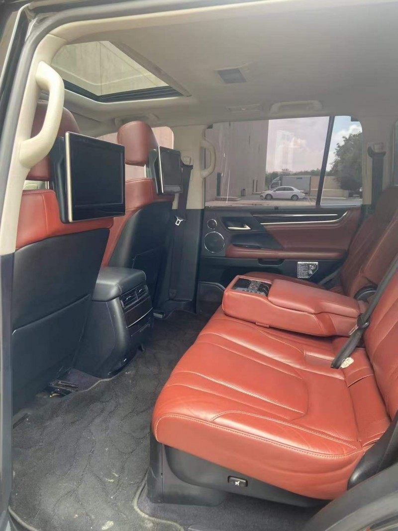 营口17年雷克萨斯LX4