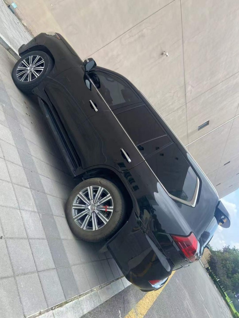 营口17年雷克萨斯LX7