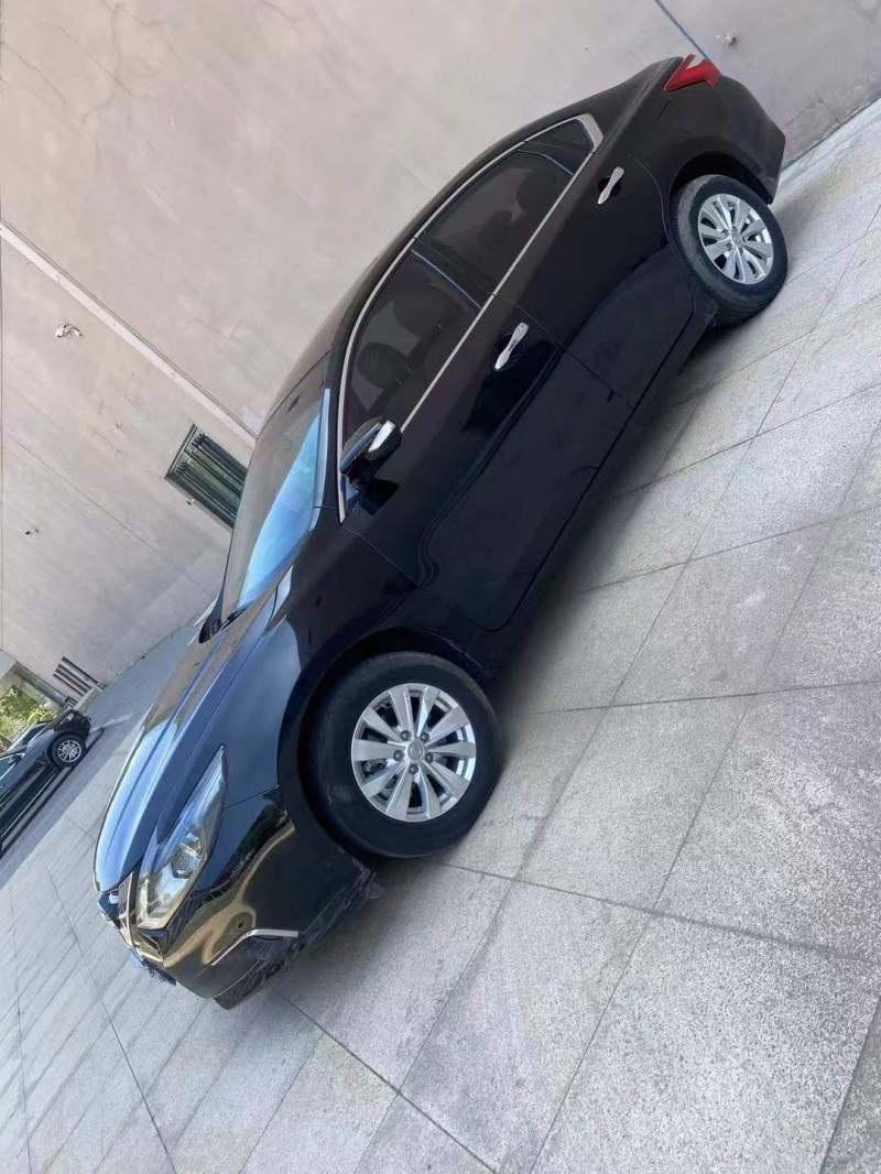 营口18年日产天籁4