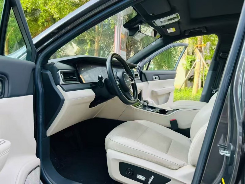 广州22年理想理想ONE6