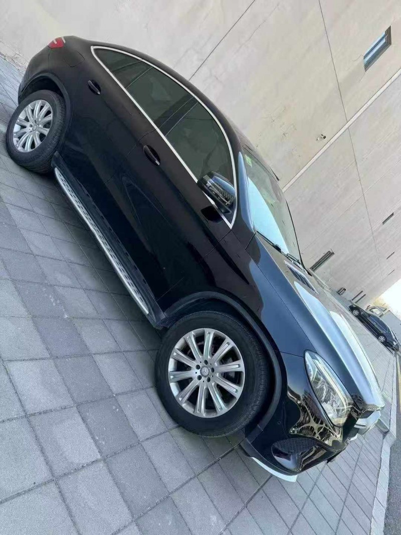 营口17年奔驰GLE2