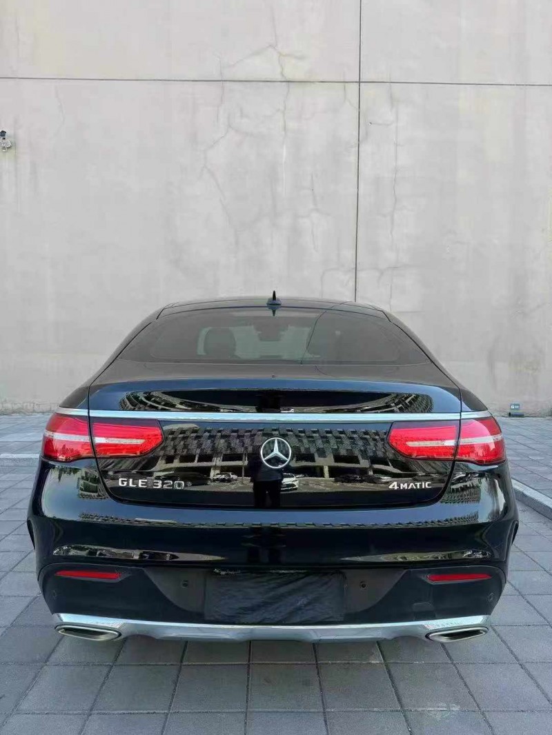 营口17年奔驰GLE8