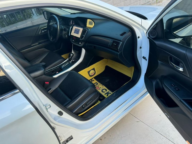 平顶山16年本田雅阁6