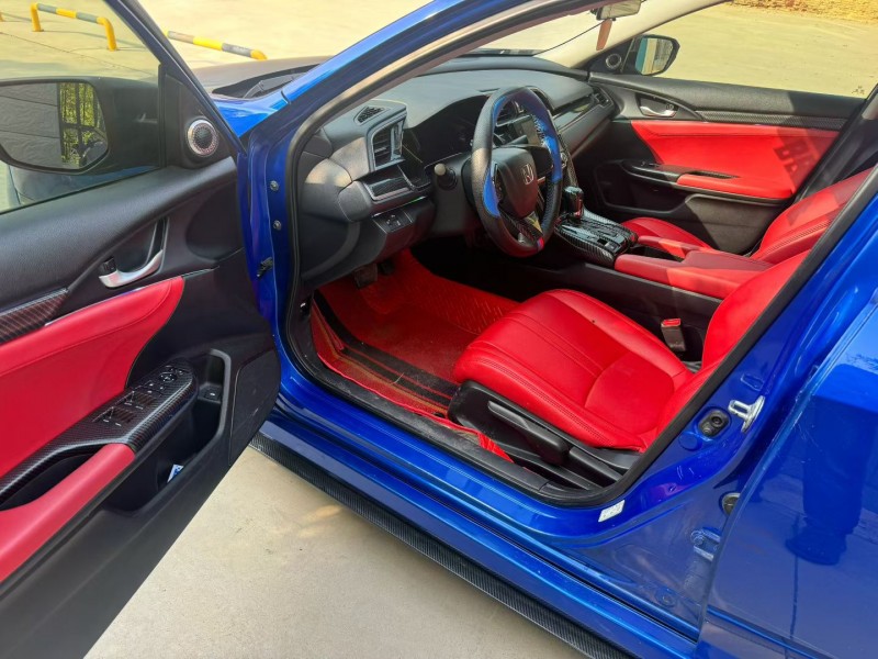 平顶山18年本田思域4