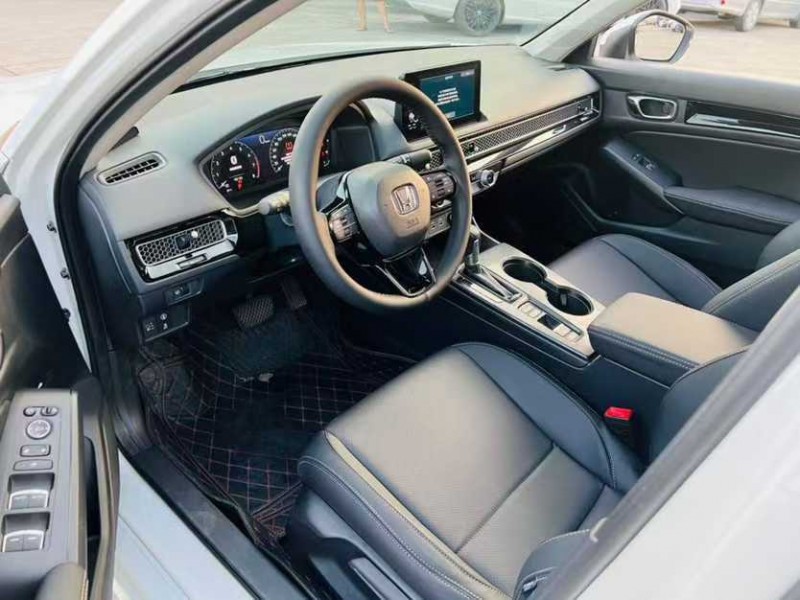 东莞23年本田思域4