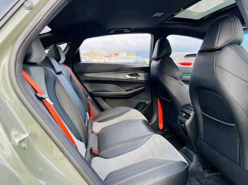 东莞23年吉利缤瑞6