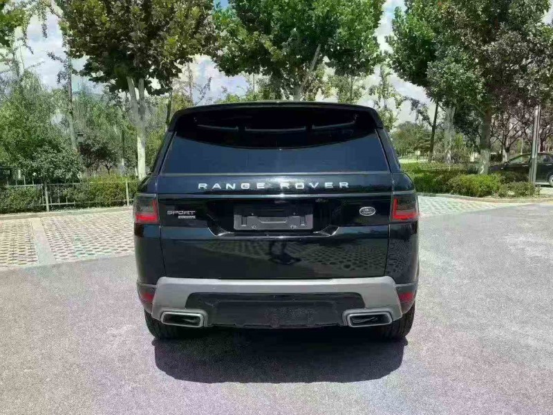 苏州19年路虎揽胜运动8