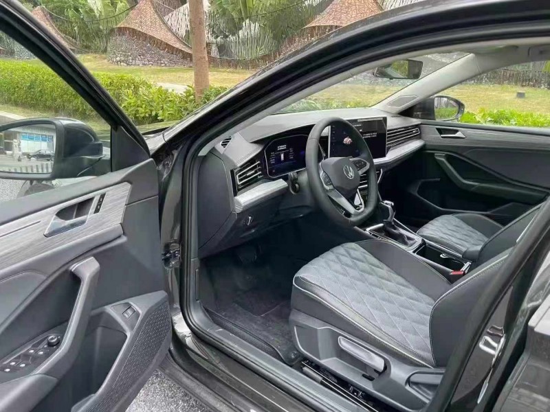 深圳25年大众速腾4