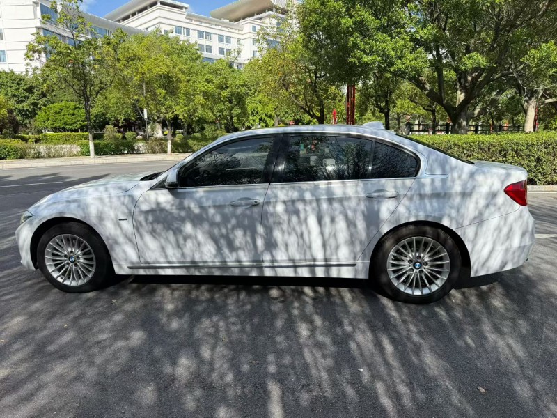 楚雄13年宝马3系7