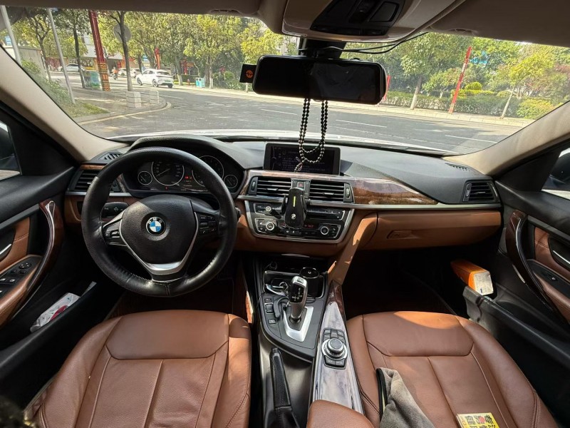 楚雄13年宝马3系8