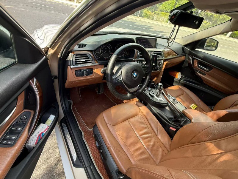 楚雄13年宝马3系9