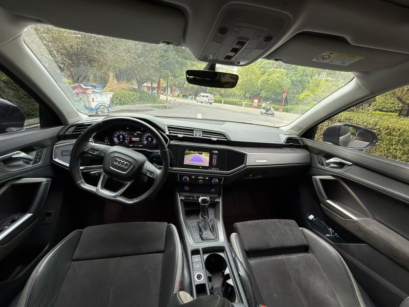 昆明20年奥迪Q38