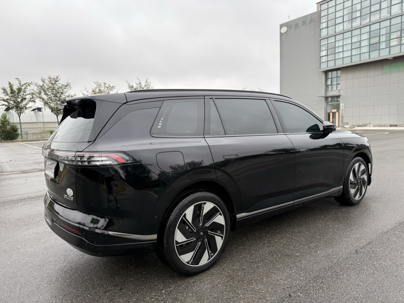 盐城25年东风奕派5