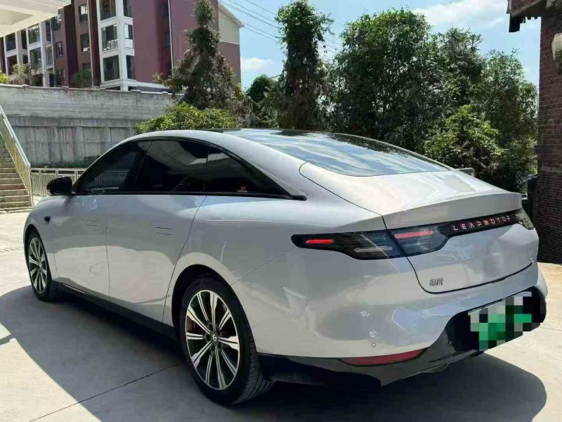 湘潭23年零跑汽车C017