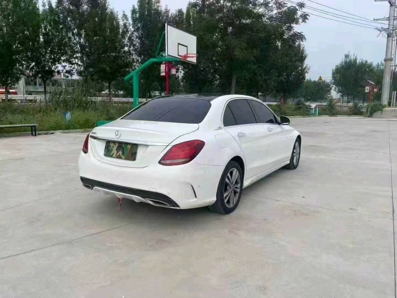 徐州17年奔驰C8