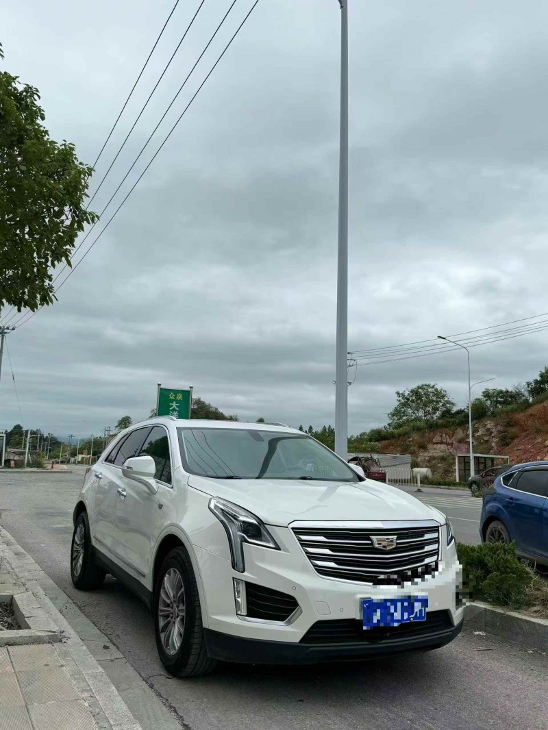 衡阳16年凯迪拉克XT52