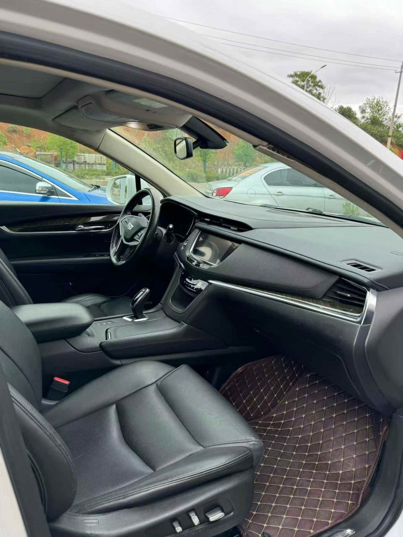 衡阳16年凯迪拉克XT54