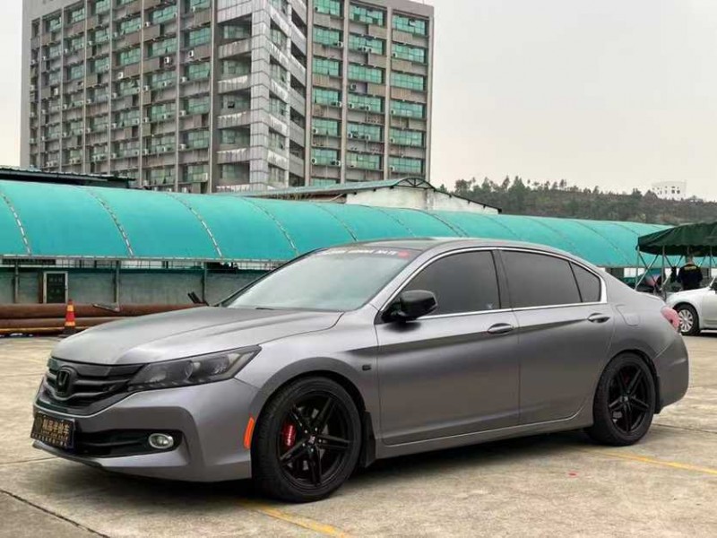 东莞14年本田雅阁4