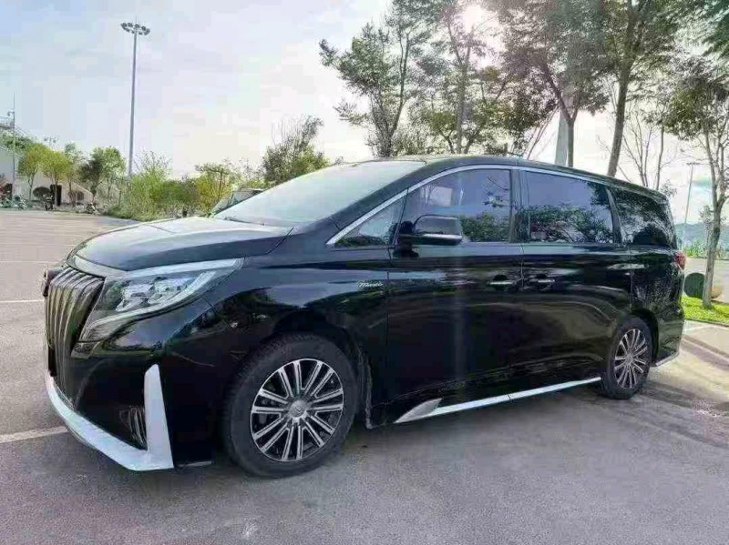 丽江21年传祺M83