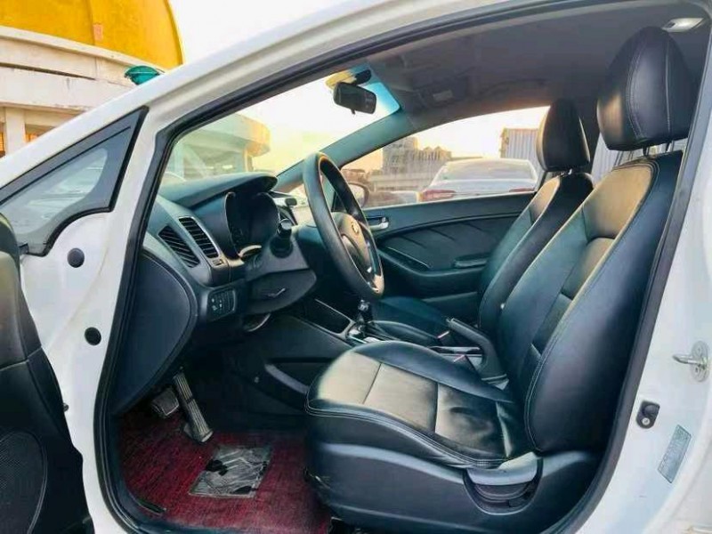 东莞16年起亚K35