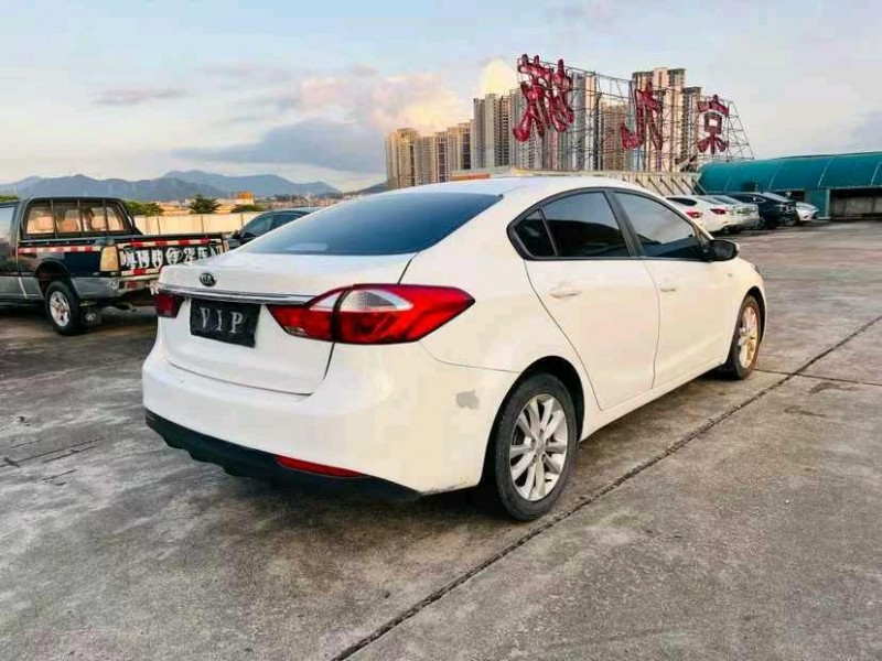 东莞16年起亚K37