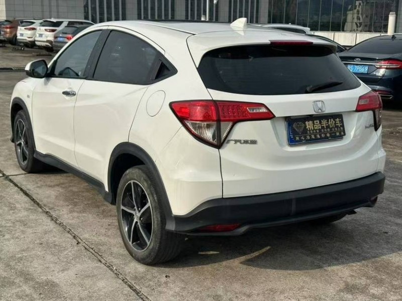 东莞20年本田缤智4