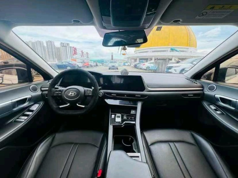 东莞21年现代索纳塔5