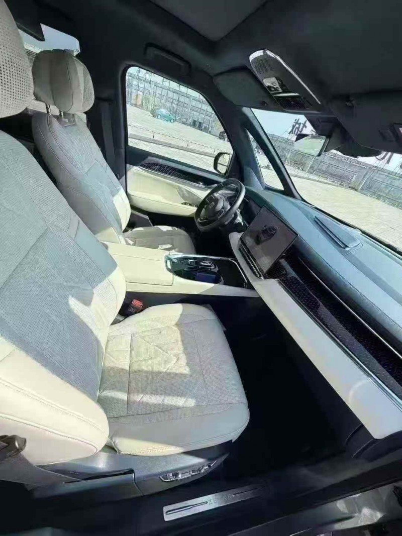 宁波24年极氪汽车0096