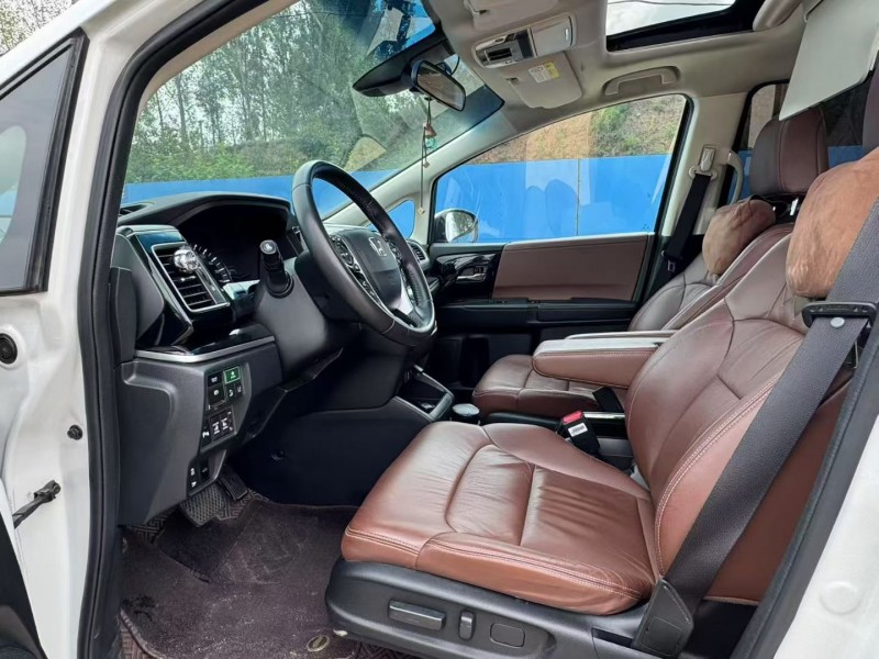 青岛21年本田艾力绅6