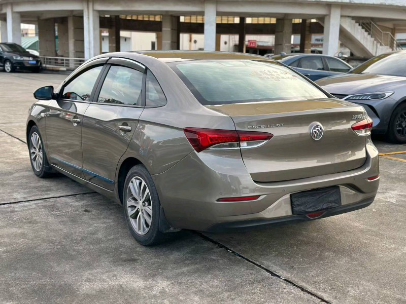 东莞21年别克英朗4