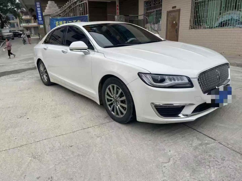 岳阳20年林肯MKZ2