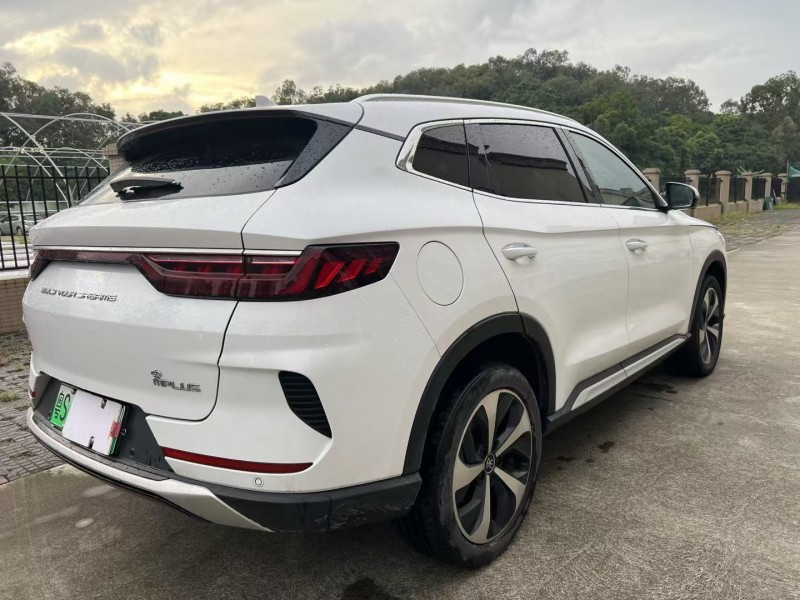 江门21年比亚迪宋8