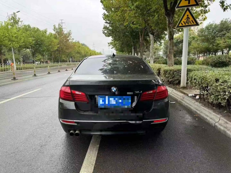 济宁16年宝马5系8