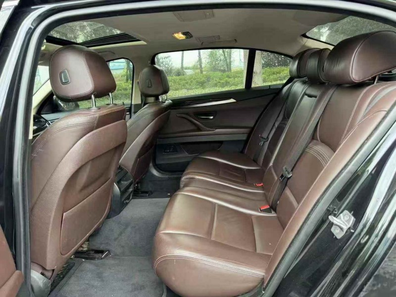 济宁16年宝马5系9