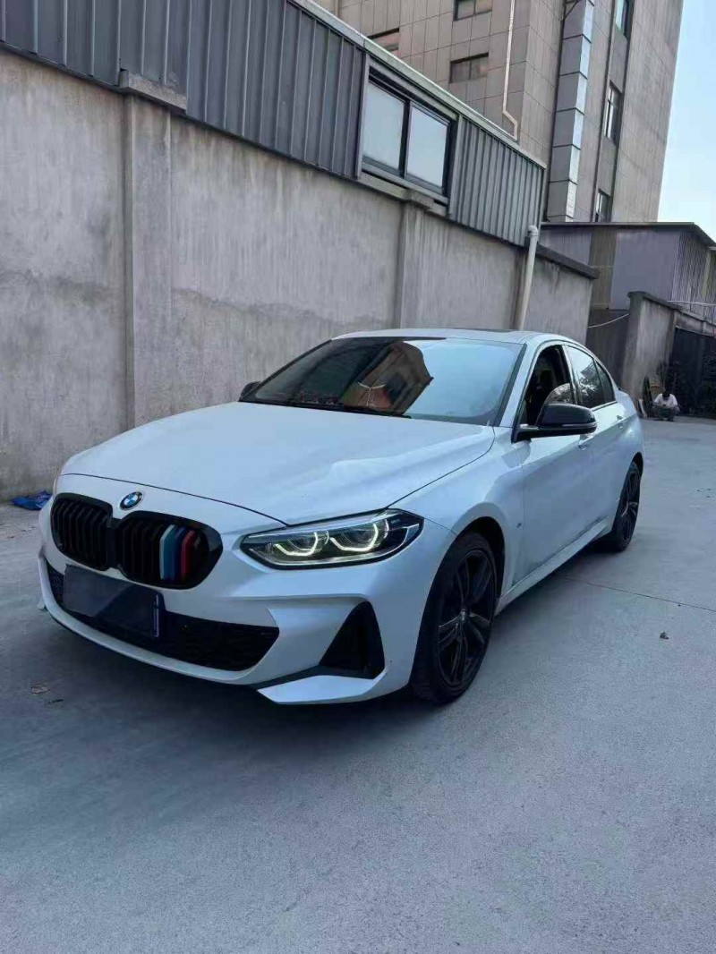 宁波23年宝马1系2