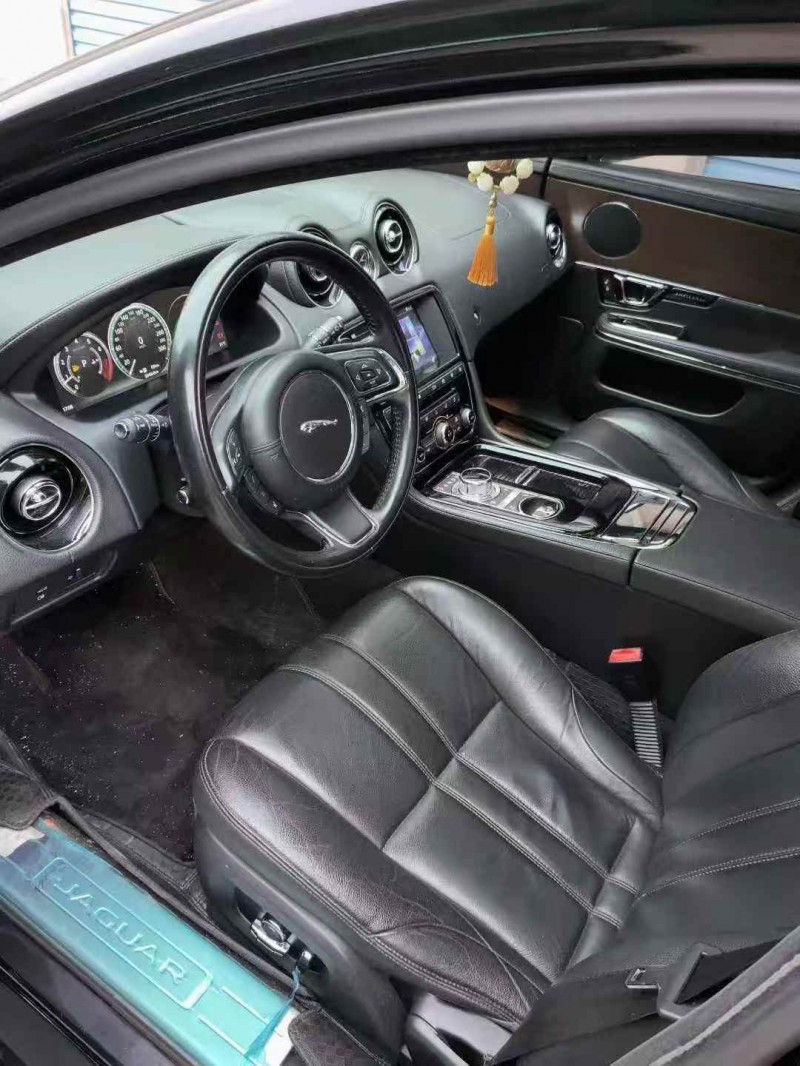 青岛17年捷豹XJL4