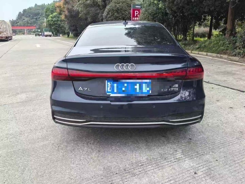 温州22年奥迪A7L9