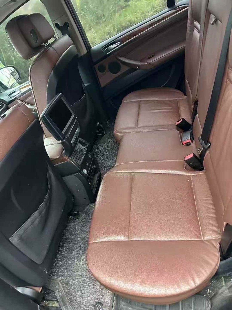 东营11年宝马X55