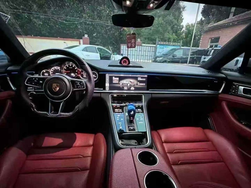 淄博18年保时捷帕拉梅拉5