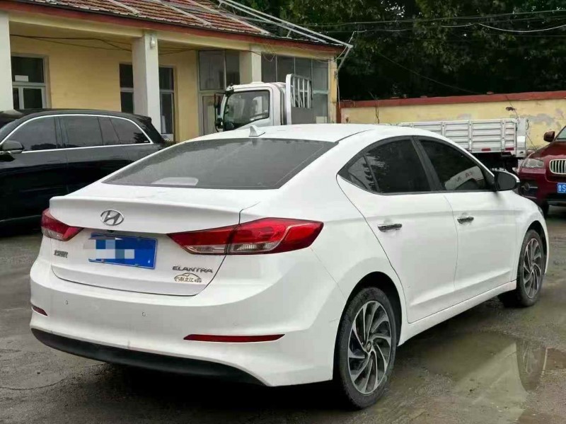 淄博20年现代领动8