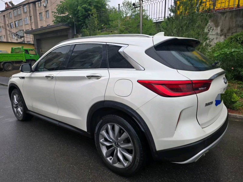 淄博20年英菲尼迪QX504