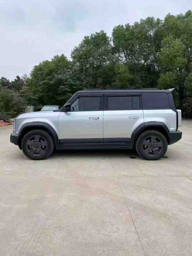 襄阳24年奇瑞ICAR4