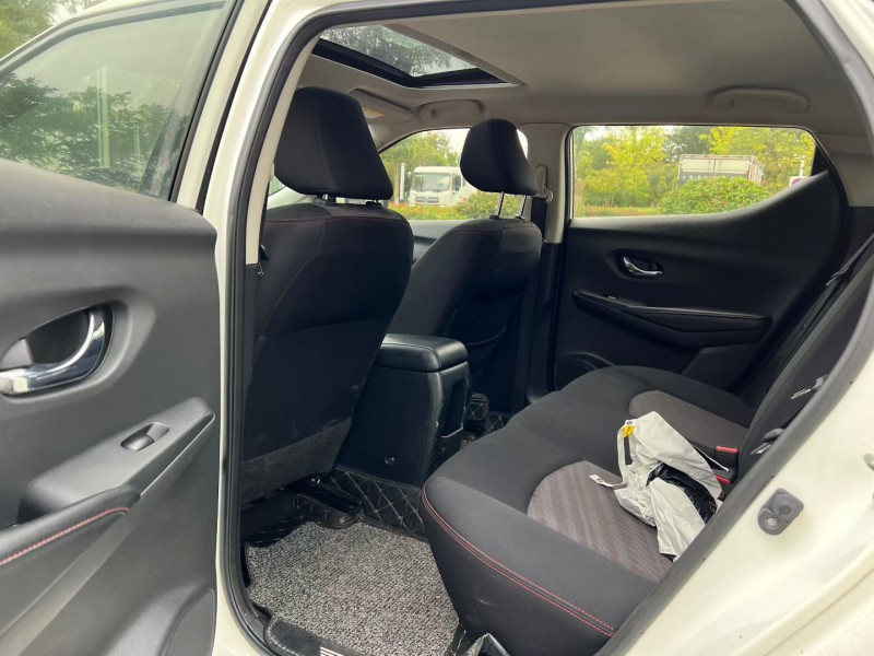 盐城16年日产蓝鸟8