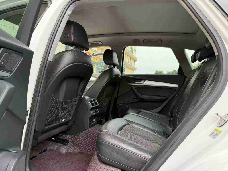 襄阳19年奥迪Q56