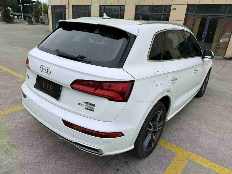 襄阳19年奥迪Q58