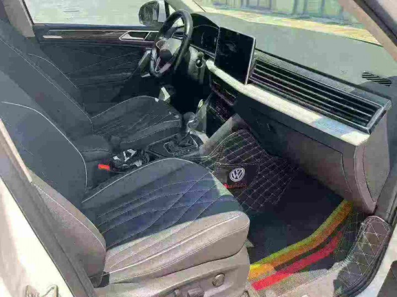 襄阳22年大众途观5