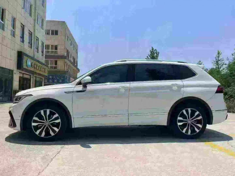 襄阳22年大众途观7