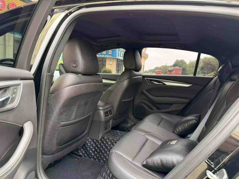 襄阳23年凯迪拉克CT58